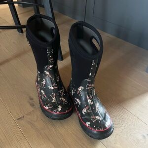 Bogs Black and Red Patterned Women's Rain Boots